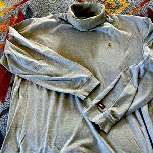 Tommy Hilfiger xxl t-neck in EUC